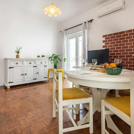 T2 Do Tenis Apartman *
